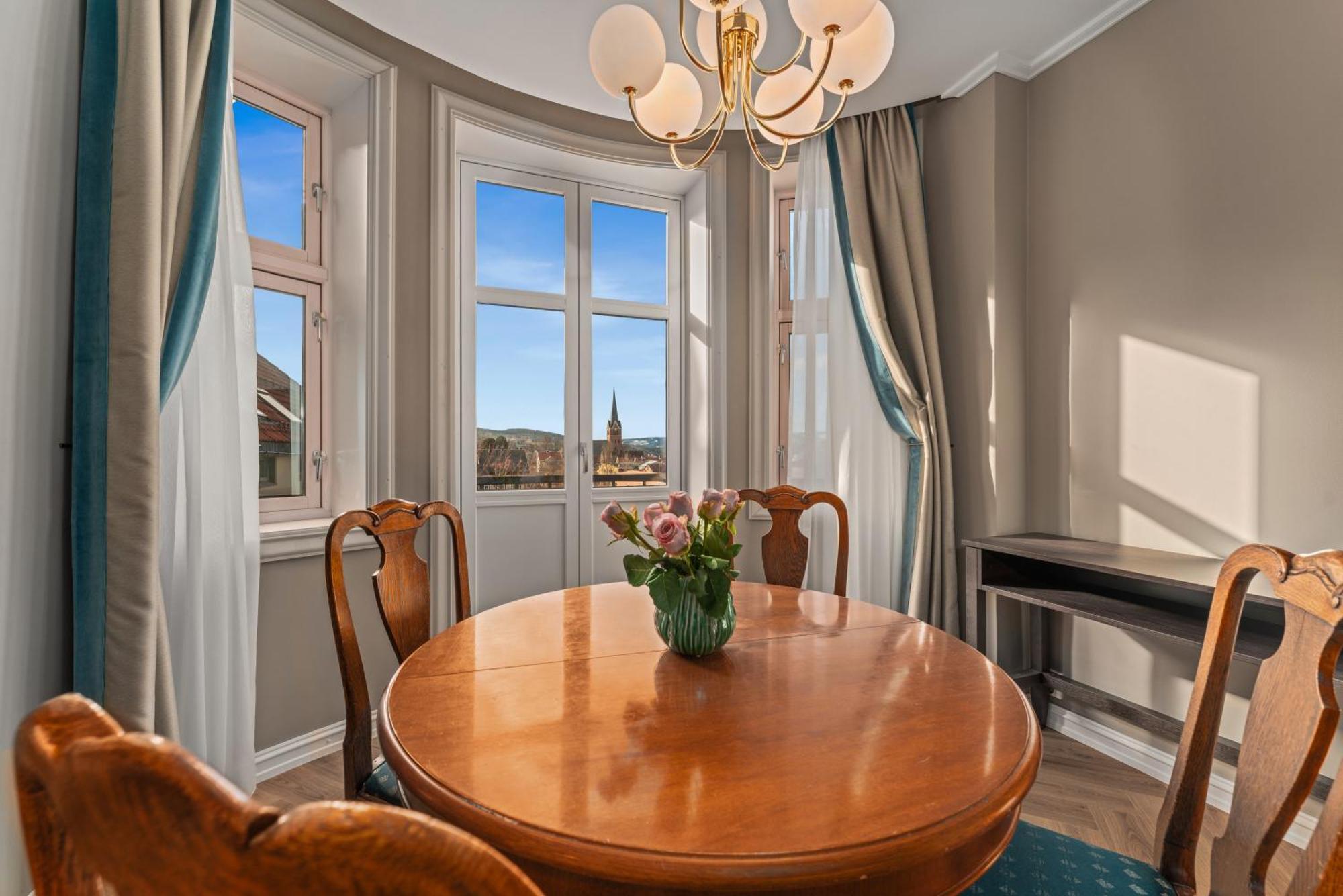 First Hotel Breiseth Lillehammer Bagian luar foto